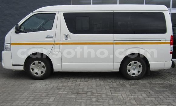 اشتري مستعمل Toyota Hiace White سيارة في Butha Buthe في Butha-Buthe اشتري مستعمل Toyota Hiace White سيارة في Butha Buthe في Butha-Buthe