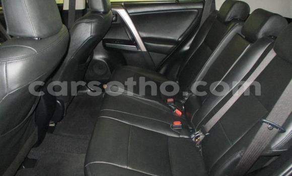 Sayi Na hannu Toyota RAV4 Beige Mota in Butha–Buthe a Thaba-Tseka Sayi Na hannu Toyota RAV4 Beige Mota in Butha–Buthe a Thaba-Tseka