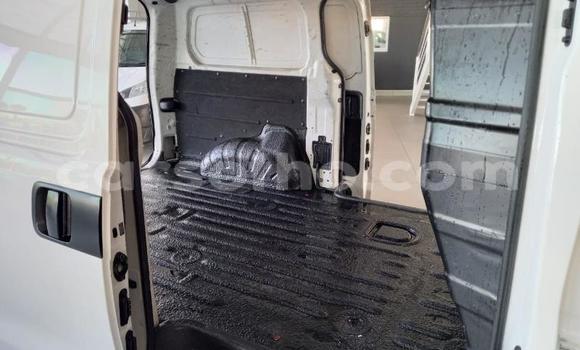 Acheter Occasion Voiture Hyundai H1 Blanc à Thaba–Tseka, Mafeteng Acheter Occasion Voiture Hyundai H1 Blanc à Thaba–Tseka, Mafeteng