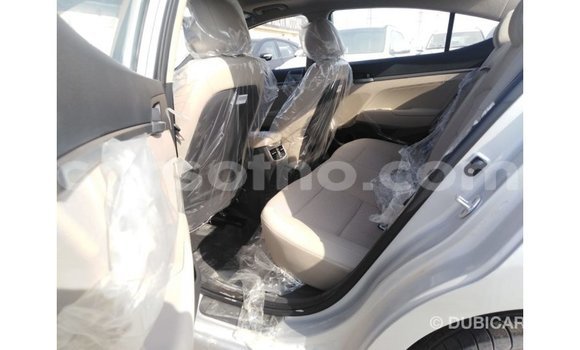 Sayi Imported Hyundai Elantra Other Mota in Import - Dubai a Maseru Sayi Imported Hyundai Elantra Other Mota in Import - Dubai a Maseru