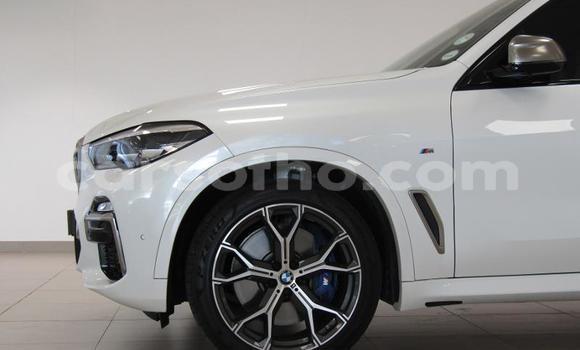 Sayi Na hannu BMW X5 M White Mota in Maseru a Maseru Sayi Na hannu BMW X5 M White Mota in Maseru a Maseru