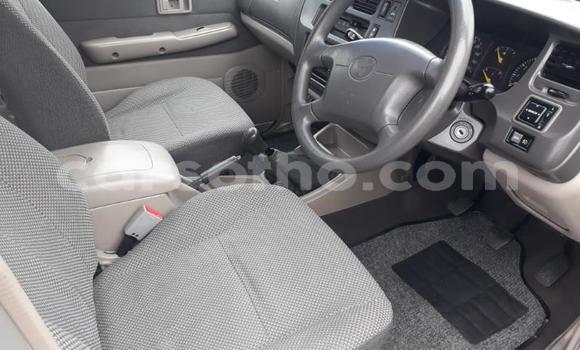 Acheter Occasion Voiture Toyota Ventury Gris à Hlotse, Leribe Acheter Occasion Voiture Toyota Ventury Gris à Hlotse, Leribe