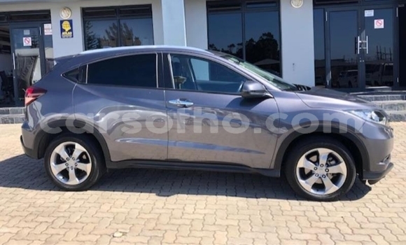 Sayi Na hannu Honda HR–V Silver Mota in Maseru a Maseru Sayi Na hannu Honda HR–V Silver Mota in Maseru a Maseru