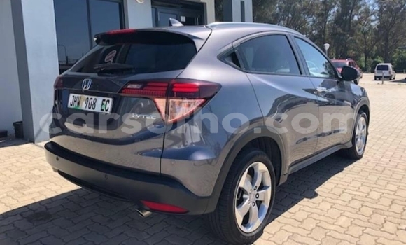 Sayi Na hannu Honda HR–V Silver Mota in Maseru a Maseru Sayi Na hannu Honda HR–V Silver Mota in Maseru a Maseru
