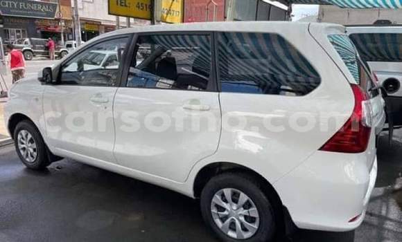 Buy Used Toyota Avanza White Car in Maseru in Maseru Buy Used Toyota Avanza White Car in Maseru in Maseru