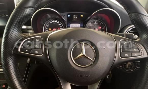 Sayi Na hannu Mercedes-Benz C–Class White Mota in Maseru a Maseru Sayi Na hannu Mercedes-Benz C–Class White Mota in Maseru a Maseru
