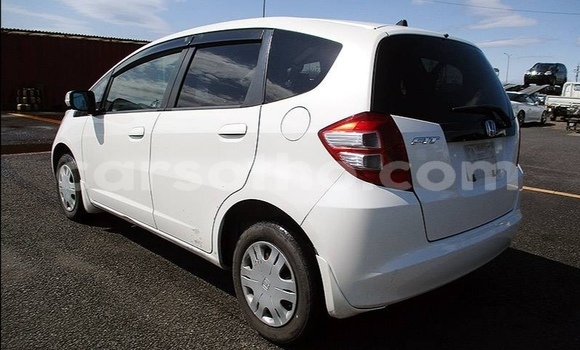 اشتري مستعمل Honda FIT White سيارة في Maseru في Maseru اشتري مستعمل Honda FIT White سيارة في Maseru في Maseru