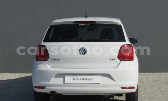 اشتري مستعمل Volkswagen Polo White سيارة في Mafeteng في Mafeteng اشتري مستعمل Volkswagen Polo White سيارة في Mafeteng في Mafeteng