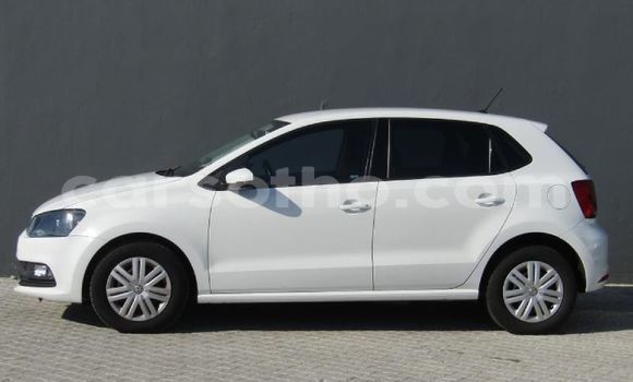 اشتري مستعمل Volkswagen Polo White سيارة في Mafeteng في Mafeteng اشتري مستعمل Volkswagen Polo White سيارة في Mafeteng في Mafeteng