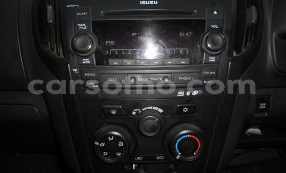 Sayi Na hannu Isuzu KB Silver Mota in Maseru a Maseru Sayi Na hannu Isuzu KB Silver Mota in Maseru a Maseru