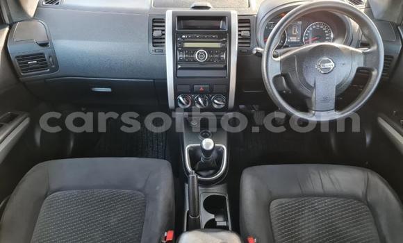 Sayi Na hannu Nissan X–Trail Silver Mota in Maseru a Maseru Sayi Na hannu Nissan X–Trail Silver Mota in Maseru a Maseru