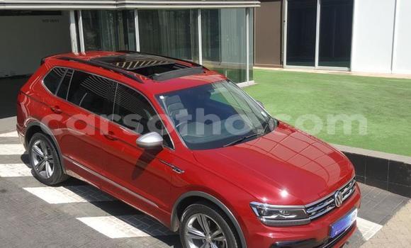 Acheter Occasion Voiture Volkswagen Tiguan Rouge à Butha–Buthe, Thaba-Tseka Acheter Occasion Voiture Volkswagen Tiguan Rouge à Butha–Buthe, Thaba-Tseka