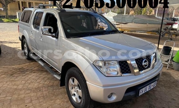 Sayi Na hannu Nissan Navara Silver Mota in Maseru a Maseru Sayi Na hannu Nissan Navara Silver Mota in Maseru a Maseru