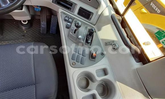 اشتري مستعمل Volvo F4 Other شاحنة في Maseru في Maseru اشتري مستعمل Volvo F4 Other شاحنة في Maseru في Maseru