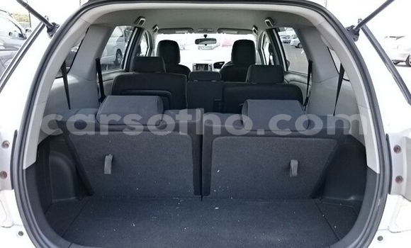 اشتري مستعمل Toyota Wish White سيارة في Butha Buthe في Butha-Buthe اشتري مستعمل Toyota Wish White سيارة في Butha Buthe في Butha-Buthe