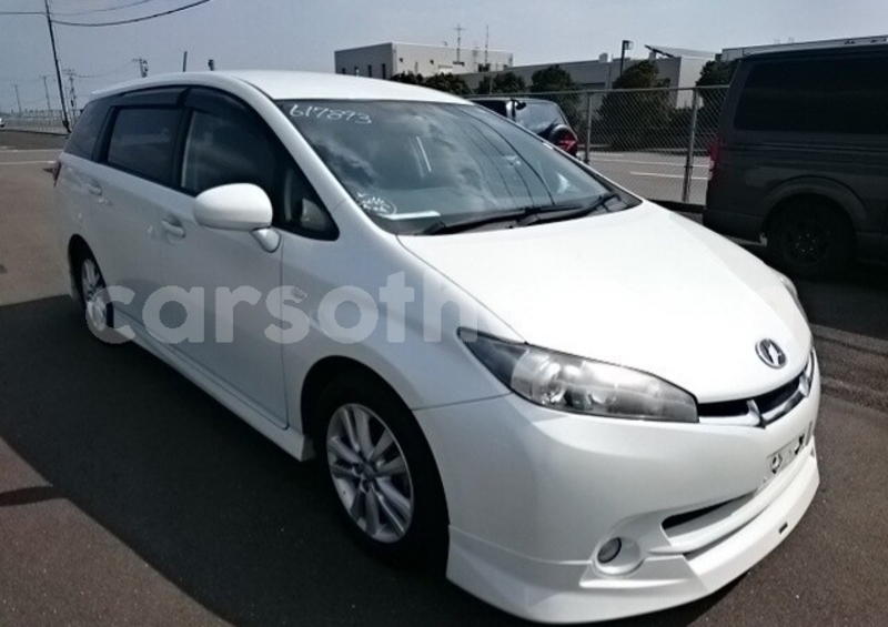 Big with watermark toyota wish butha buthe butha buthe 22975