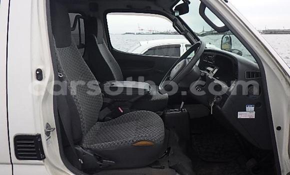 Acheter Occasion Voiture Toyota Hiace Autre à Butha Buthe, Butha-Buthe Acheter Occasion Voiture Toyota Hiace Autre à Butha Buthe, Butha-Buthe