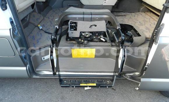 Sayi Na hannu Toyota Granvia Other Mota in Butha Buthe a Butha-Buthe Sayi Na hannu Toyota Granvia Other Mota in Butha Buthe a Butha-Buthe