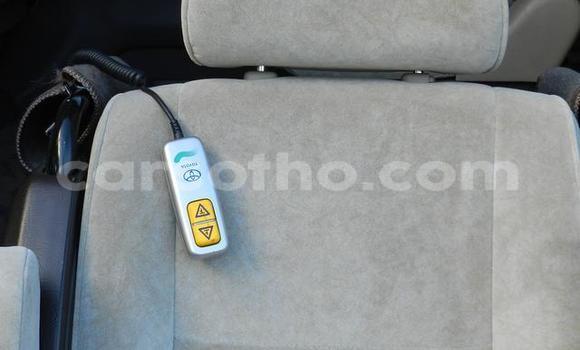 Sayi Na hannu Toyota Granvia Other Mota in Butha Buthe a Butha-Buthe Sayi Na hannu Toyota Granvia Other Mota in Butha Buthe a Butha-Buthe