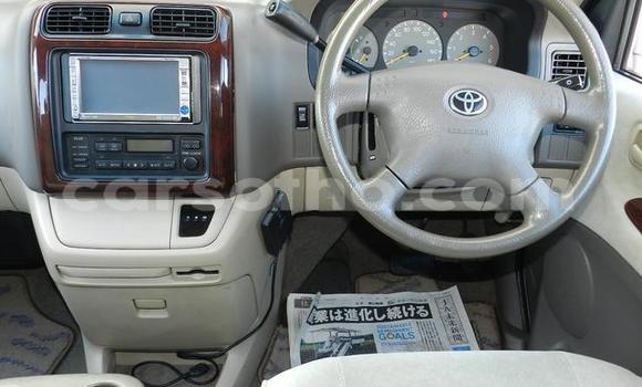 Sayi Na hannu Toyota Granvia Other Mota in Butha Buthe a Butha-Buthe Sayi Na hannu Toyota Granvia Other Mota in Butha Buthe a Butha-Buthe