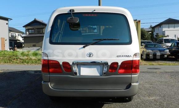 Sayi Na hannu Toyota Granvia Other Mota in Butha Buthe a Butha-Buthe Sayi Na hannu Toyota Granvia Other Mota in Butha Buthe a Butha-Buthe