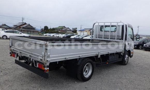 Acheter Occasion Utilitaire Toyota Dyna Gris à Butha Buthe, Butha-Buthe Acheter Occasion Utilitaire Toyota Dyna Gris à Butha Buthe, Butha-Buthe