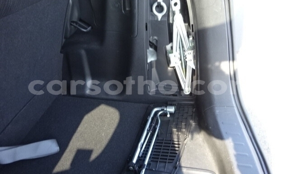 Acheter Occasion Voiture Honda FIT Blanc à Butha Buthe, Butha-Buthe Acheter Occasion Voiture Honda FIT Blanc à Butha Buthe, Butha-Buthe