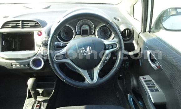 Acheter Occasion Voiture Honda FIT Blanc à Butha Buthe, Butha-Buthe Acheter Occasion Voiture Honda FIT Blanc à Butha Buthe, Butha-Buthe