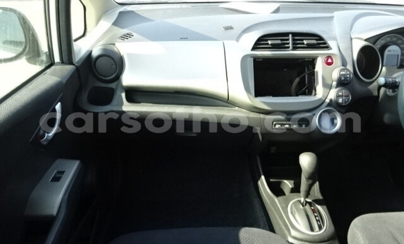 Acheter Occasion Voiture Honda FIT Blanc à Butha Buthe, Butha-Buthe Acheter Occasion Voiture Honda FIT Blanc à Butha Buthe, Butha-Buthe