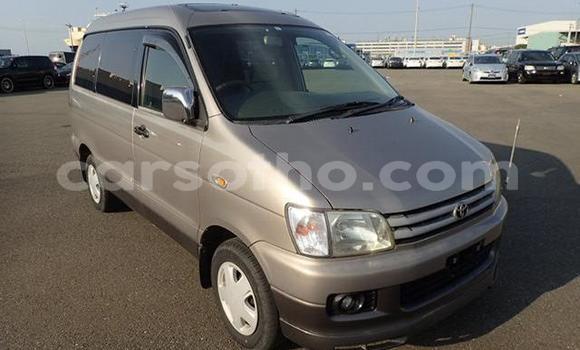 Acheter Occasion Voiture Toyota Noah Autre à Butha Buthe, Butha-Buthe Acheter Occasion Voiture Toyota Noah Autre à Butha Buthe, Butha-Buthe