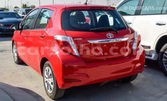 Acheter Import Voiture Toyota Yaris Rouge à Import - Dubai, Maseru Acheter Import Voiture Toyota Yaris Rouge à Import - Dubai, Maseru