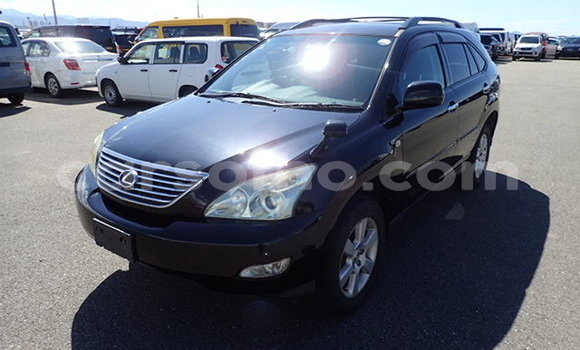 Sayi Na hannu Toyota Harrier Black Mota in Butha Buthe a Butha-Buthe Sayi Na hannu Toyota Harrier Black Mota in Butha Buthe a Butha-Buthe