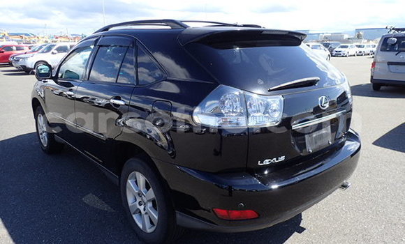 Sayi Na hannu Toyota Harrier Black Mota in Butha Buthe a Butha-Buthe Sayi Na hannu Toyota Harrier Black Mota in Butha Buthe a Butha-Buthe
