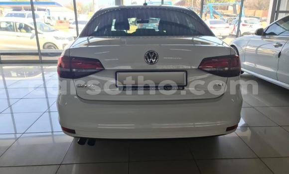 Sayi Na hannu Volkswagen Jetta White Mota in Maseru a Maseru Sayi Na hannu Volkswagen Jetta White Mota in Maseru a Maseru