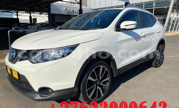 Sayi Na hannu Nissan Qashqai White Mota in Maseru a Maseru Sayi Na hannu Nissan Qashqai White Mota in Maseru a Maseru