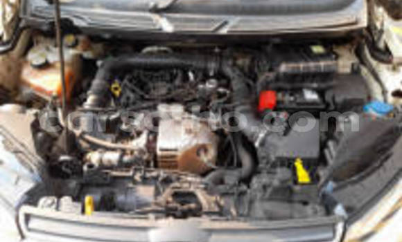 Sayi Na hannu Ford EcoSport White Mota in Maseru a Maseru Sayi Na hannu Ford EcoSport White Mota in Maseru a Maseru