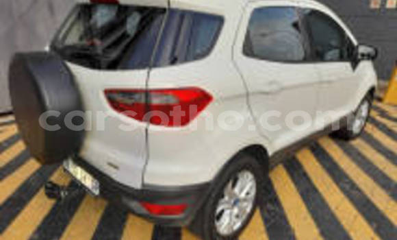 Sayi Na hannu Ford EcoSport White Mota in Maseru a Maseru Sayi Na hannu Ford EcoSport White Mota in Maseru a Maseru