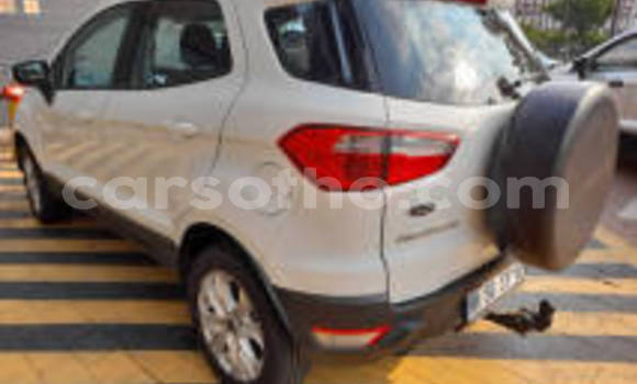 Sayi Na hannu Ford EcoSport White Mota in Maseru a Maseru Sayi Na hannu Ford EcoSport White Mota in Maseru a Maseru