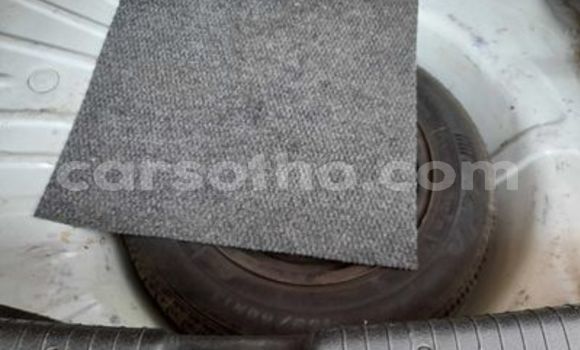 Sayi Na hannu Opel Corsa White Mota in Maseru a Maseru Sayi Na hannu Opel Corsa White Mota in Maseru a Maseru