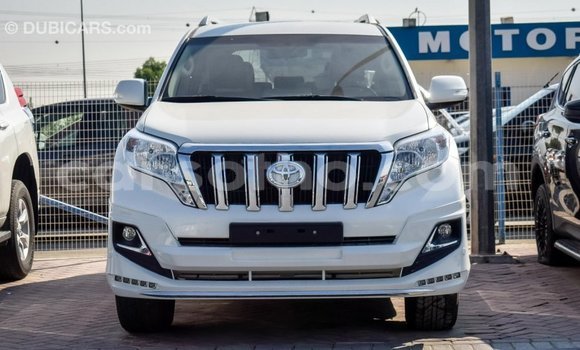Sayi Imported Toyota Prado White Mota in Import - Dubai a Maseru Sayi Imported Toyota Prado White Mota in Import - Dubai a Maseru