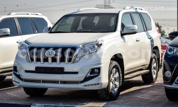 Sayi Imported Toyota Prado White Mota in Import - Dubai a Maseru Sayi Imported Toyota Prado White Mota in Import - Dubai a Maseru