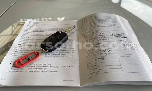 Buy Used Hyundai H1 White Car in Butha Buthe in Butha-Buthe Buy Used Hyundai H1 White Car in Butha Buthe in Butha-Buthe