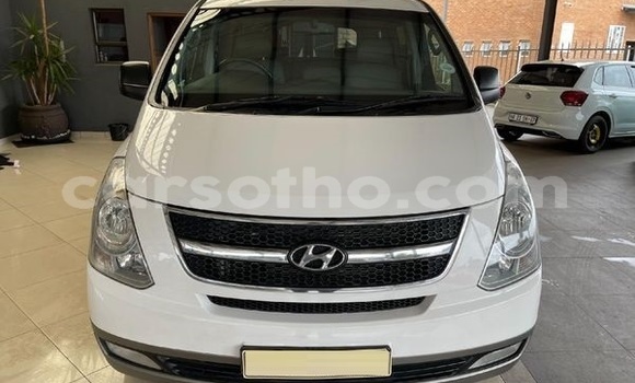 Buy Used Hyundai H1 White Car in Butha Buthe in Butha-Buthe Buy Used Hyundai H1 White Car in Butha Buthe in Butha-Buthe