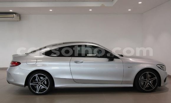 اشتري مستعمل Mercedes-Benz C-klasse AMG Silver سيارة في Maseru في Maseru اشتري مستعمل Mercedes-Benz C-klasse AMG Silver سيارة في Maseru في Maseru