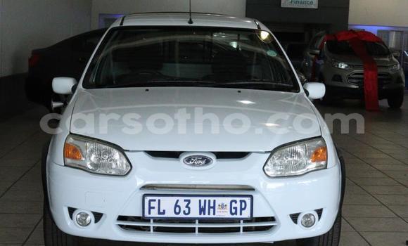 Sayi Na hannu Ford Consul White Mota in Maseru a Maseru Sayi Na hannu Ford Consul White Mota in Maseru a Maseru