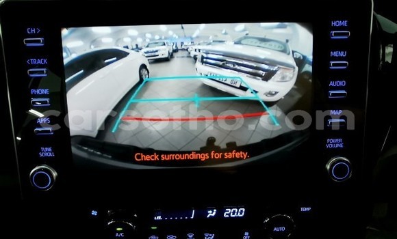 Buy Used Toyota Hilux Silver Car in Maseru in Maseru Buy Used Toyota Hilux Silver Car in Maseru in Maseru