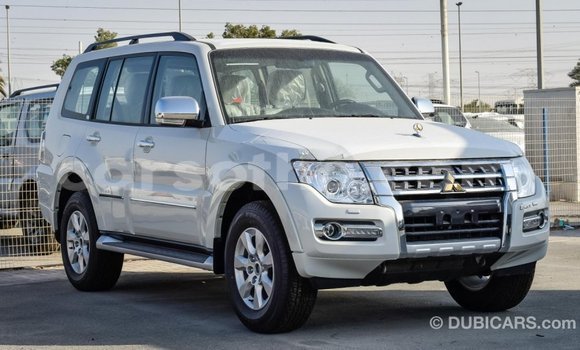 Sayi Imported Mitsubishi Pajero White Mota in Import - Dubai a Maseru Sayi Imported Mitsubishi Pajero White Mota in Import - Dubai a Maseru