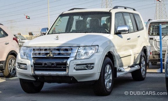 Sayi Imported Mitsubishi Pajero White Mota in Import - Dubai a Maseru Sayi Imported Mitsubishi Pajero White Mota in Import - Dubai a Maseru