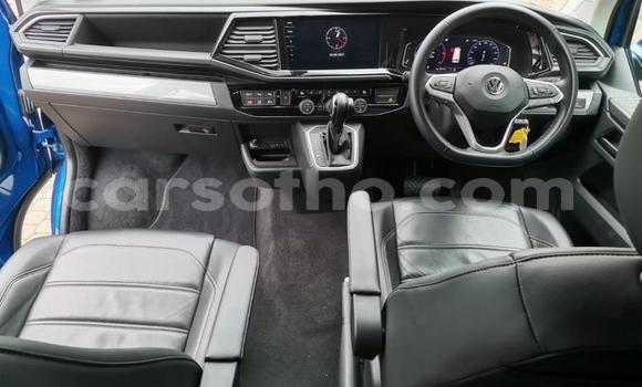 Sayi Na hannu Volkswagen Caravelle Blue Mota in Maseru a Maseru Sayi Na hannu Volkswagen Caravelle Blue Mota in Maseru a Maseru