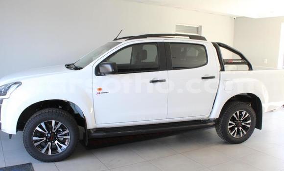 Acheter Occasion Voiture Isuzu D–MAX Blanc à Maseru, Maseru Acheter Occasion Voiture Isuzu D–MAX Blanc à Maseru, Maseru